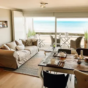 https://la-meremoi-studio-with-balcony-and-sea-vie.bruges-hotels.info